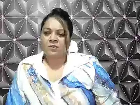 Snapshot of IndianDelia chatting on June 6, 2026, 3:39 pm IndianDelia online show from June 6, 2026, 3:39 pm
