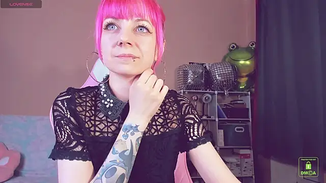 AmyRose6969 online show from April 14, 2026, 6:14 pm
