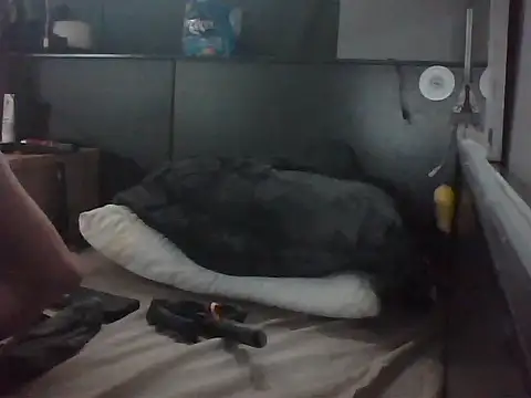 Snapshot of Slutviki69 chatting on October 13, 2025, 1:11 pm Slutviki69 online show from October 13, 2025, 1:11 pm