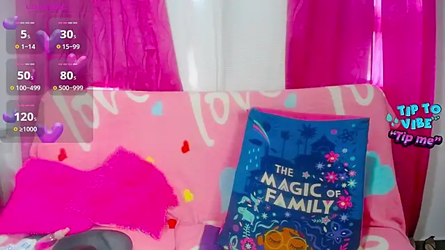 CiaraaSweet online show from September 13, 2025, 6:29 pm