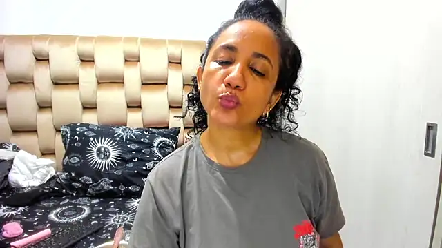 alaskmiller1 online show from April 29, 2026, 2:04 am
