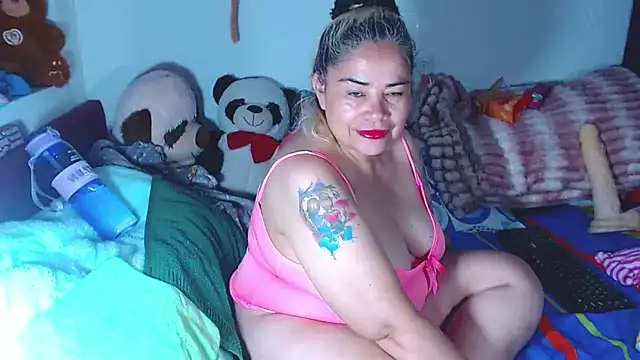 Snapshot of estrellita_fugaz16x chatting on July 1, 2026, 4:14 am estrellita fugaz16x online show from July 1, 2026, 4:14 am
