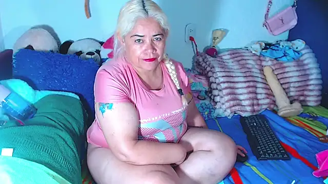 Snapshot of estrellita_fugaz16x chatting on July 14, 2026, 3:55 am estrellita fugaz16x online show from July 14, 2026, 3:55 am