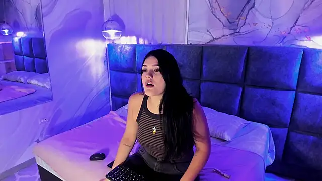 Maddysex  online show from May 12, 2026, 11:40 am