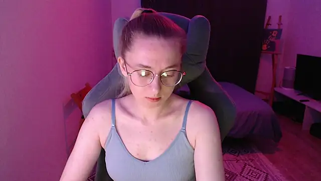 AnabelFrel online show from September 18, 2025, 12:34 am