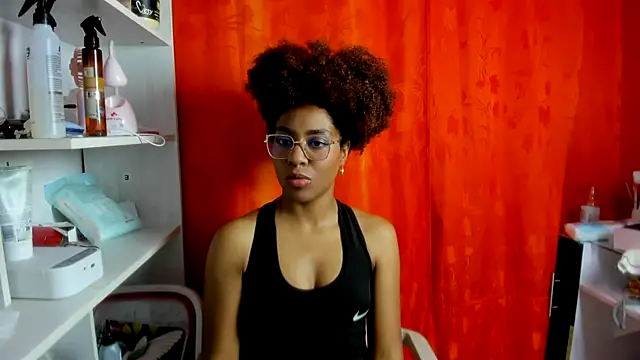 Snapshot of thaimy_ chatting on May 9, 2026, 4:39 am thaimy online show from May 9, 2026, 4:39 am