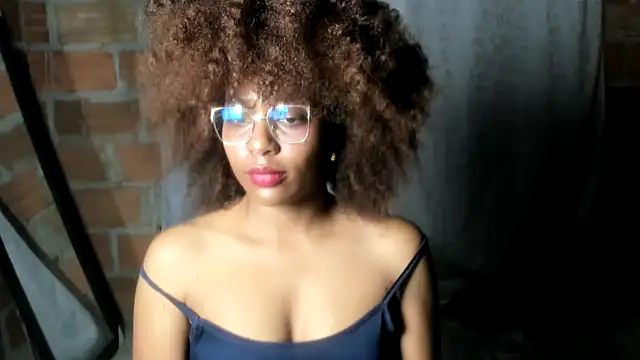 Snapshot of thaimy_ chatting on July 1, 2026, 2:24 am thaimy online show from July 1, 2026, 2:24 am