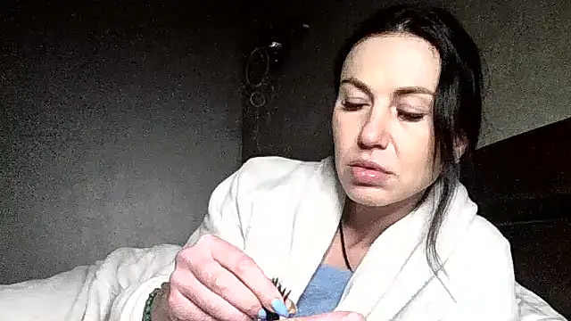 Snapshot of JulianaGold1 chatting on January 31, 2026, 7:11 pm JulianaGold1 online show from January 31, 2026, 7:11 pm