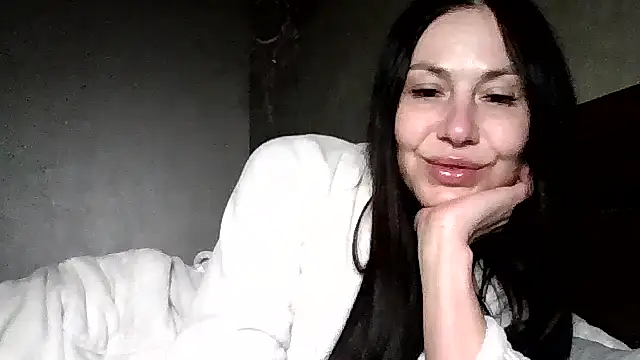 Snapshot of JulianaGold1 chatting on February 28, 2026, 9:16 pm JulianaGold1 online show from February 28, 2026, 9:16 pm