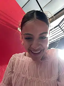 Snapshot of alana15 chatting on June 22, 2026, 9:23 pm alana15 online show from June 22, 2026, 9:23 pm