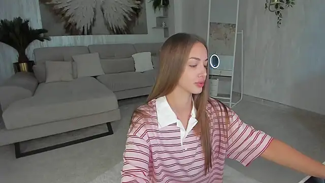 Snapshot of TiffanyHouston_ chatting on June 18, 2026, 6:24 am TiffanyHouston online show from June 18, 2026, 6:24 am