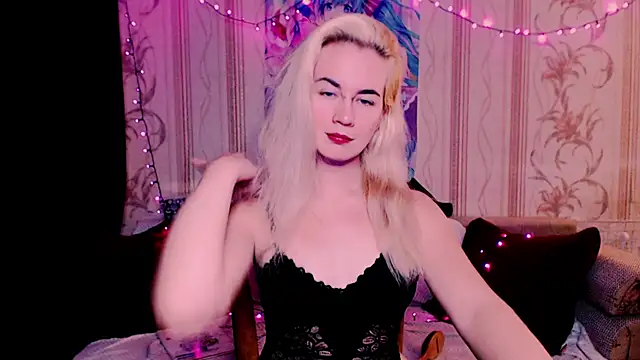 xxxcharismaaa online show from June 29, 2026, 6:41 pm