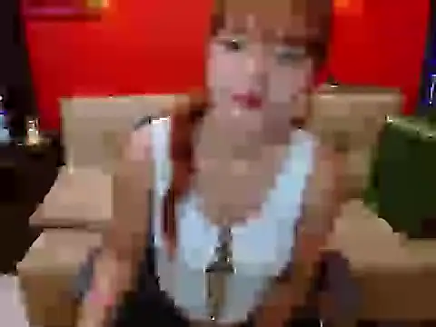 Snapshot of miss_tinnymafe chatting on June 17, 2026, 2:58 am miss tinnymafe online show from June 17, 2026, 2:58 am