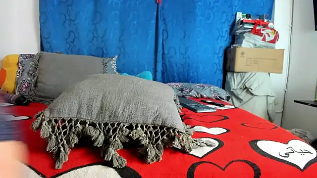 BlowMommy  online show from March 8, 2026, 11:14 am