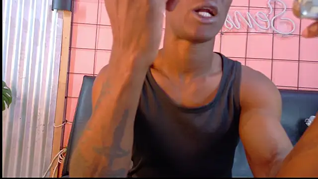 Snapshot of martin_killer chatting on November 8, 2025, 7:23 pm martin killer online show from November 8, 2025, 7:23 pm