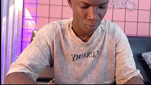 Snapshot of martin_killer chatting on November 12, 2025, 1:17 am martin killer online show from November 12, 2025, 1:17 am