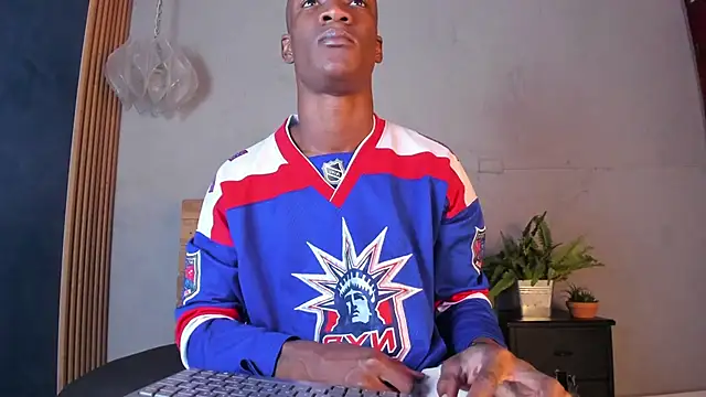 Snapshot of martin_killer chatting on November 15, 2025, 7:32 pm martin killer online show from November 15, 2025, 7:32 pm