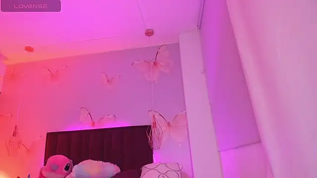 Vivi prinncess online show from September 21, 2025, 11:39 pm