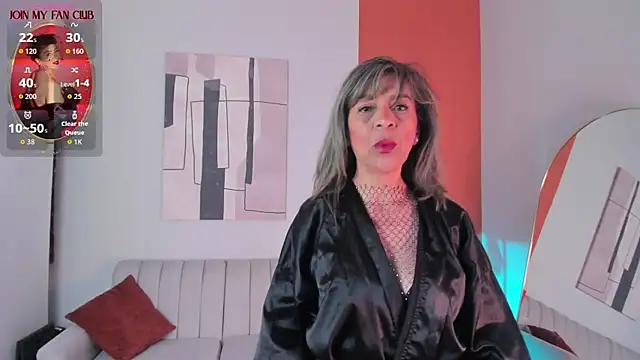 Snapshot of GraceElizabeth_ chatting on June 2, 2026, 8:33 pm GraceElizabeth online show from June 2, 2026, 8:33 pm