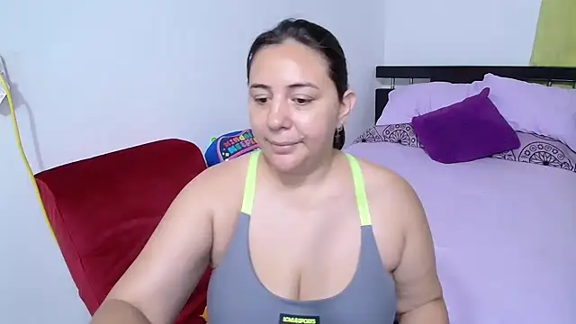 Snapshot of sexxy_ticki chatting on December 13, 2024, 6:05 pm sexxy ticki online show from December 13, 2024, 6:05 pm