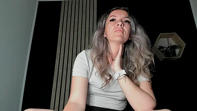 Alesys69 online show from June 4, 2026, 9:54 pm