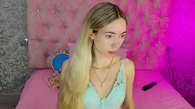 Snapshot of Akilla_Queen chatting on June 30, 2026, 2:01 am Akilla Queen online show from June 30, 2026, 2:01 am