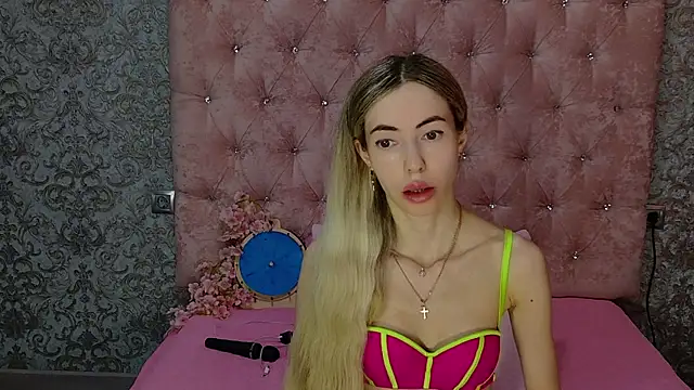 Snapshot of Akilla_Queen chatting on July 7, 2026, 1:52 am Akilla Queen online show from July 7, 2026, 1:52 am