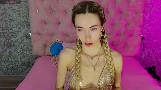 Snapshot of Akilla_Queen chatting on July 24, 2026, 1:58 am Akilla Queen online show from July 24, 2026, 1:58 am