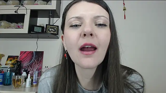 Snapshot of SugarTati chatting on March 10, 2025, 6:45 pm SugarTati online show from March 10, 2025, 6:45 pm