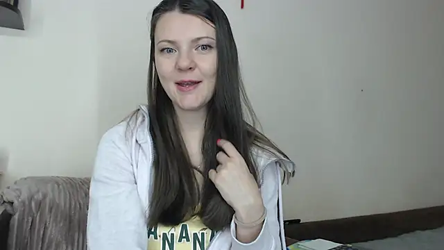 Snapshot of SugarTati chatting on October 4, 2025, 7:12 pm SugarTati online show from October 4, 2025, 7:12 pm