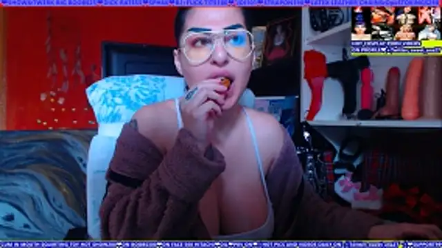 cuminmenowbbyx online show from May 25, 2026, 12:44 pm