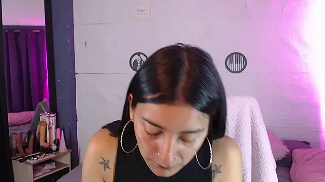 skinny Yizz online show from July 22, 2026, 6:11 pm