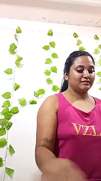 shayna all online show from September 21, 2025, 10:11 pm