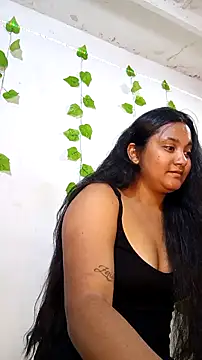 shayna all online show from November 4, 2025, 3:27 am