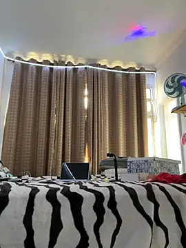 Patriciamoura69 online show from September 10, 2025, 6:52 pm