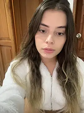 Snapshot of Miss_valeriaa chatting on December 11, 2024, 12:23 am Miss valeriaa online show from December 11, 2024, 12:23 am