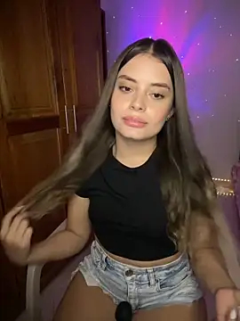 Snapshot of Miss_valeriaa chatting on February 15, 2025, 12:04 am Miss valeriaa online show from February 15, 2025, 12:04 am