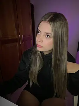 Snapshot of Miss_valeriaa chatting on March 5, 2025, 10:32 pm Miss valeriaa online show from March 5, 2025, 10:32 pm