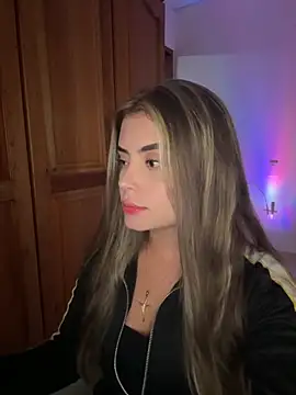 Snapshot of Miss_valeriaa chatting on November 27, 2025, 8:44 pm Miss valeriaa online show from November 27, 2025, 8:44 pm