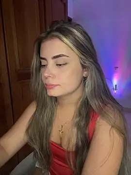 Snapshot of Miss_valeriaa chatting on November 28, 2025, 10:12 pm Miss valeriaa online show from November 28, 2025, 10:12 pm