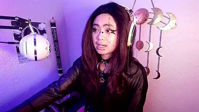 Snapshot of Azazelgains chatting on March 21, 2025, 6:49 am Azazelgains online show from March 21, 2025, 6:49 am