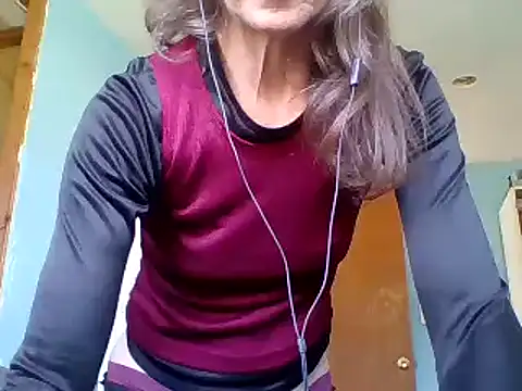 Snapshot of SexyRach75 chatting on June 20, 2026, 2:31 pm SexyRach75 online show from June 20, 2026, 2:31 pm