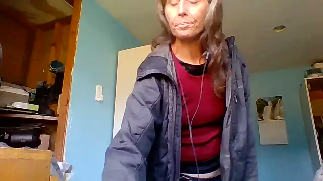 Snapshot of SexyRach75 chatting on August 3, 2026, 3:05 pm SexyRach75 online show from August 3, 2026, 3:05 pm