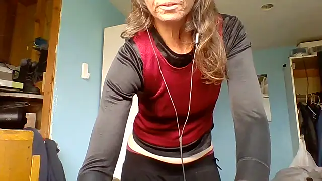 Snapshot of SexyRach75 chatting on August 5, 2026, 3:04 pm SexyRach75 online show from August 5, 2026, 3:04 pm
