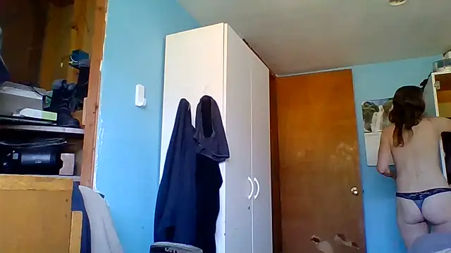 Snapshot of SexyRach75 chatting on August 7, 2026, 10:23 pm SexyRach75 online show from August 7, 2026, 10:23 pm