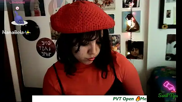 soynanabela28 online show from February 11, 2025, 10:18 pm