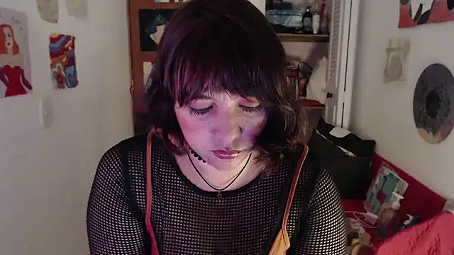 soynanabela28 online show from October 18, 2025, 2:36 am