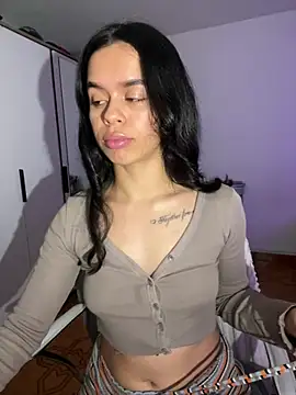 xlovelygirlx online show from February 15, 2025, 11:58 pm