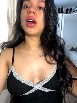 xlovelygirlx online show from September 13, 2025, 6:18 pm