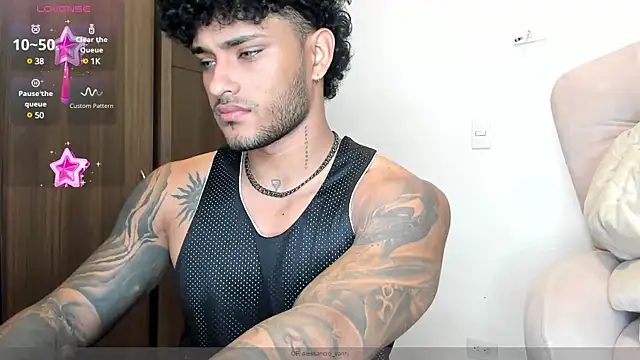 Snapshot of Alessandro_Vanni chatting on December 7, 2024, 12:08 am Alessandro Vanni online show from December 7, 2024, 12:08 am